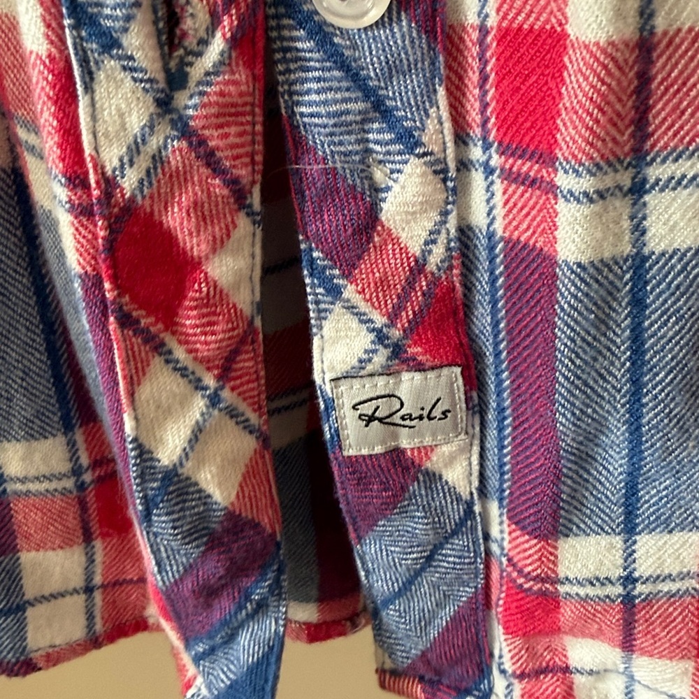 Rails Red m, White and Blue Plaid Shirt Sz L - Picture 3 of 4